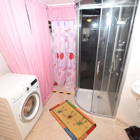 Dom wakacyjny In Jiret N Pod Jedlovou With Sauna Jiřetín pod Jedlovou